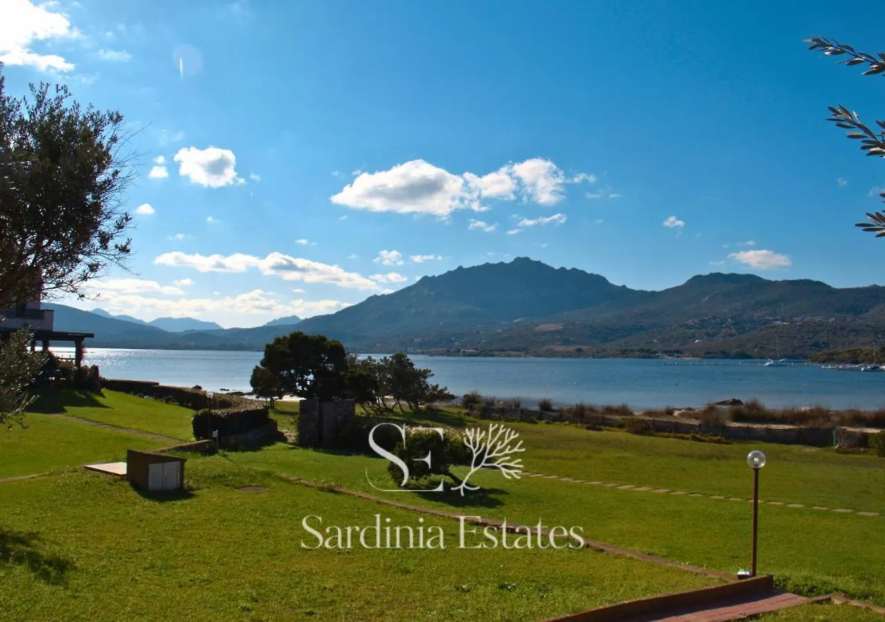 30M From The Beach - Panoramic Duplex Porto Rotondo Apartmán